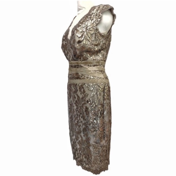 Tadashi Shoji Gold Pailliette Embroidered Lace Sequin V-Neck Dress Sz16 - Picture 8 of 11